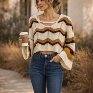 Trendy Threads Chevron Knit Sweater Boho Cropped Bell Sleeve Striped Cozy Size M